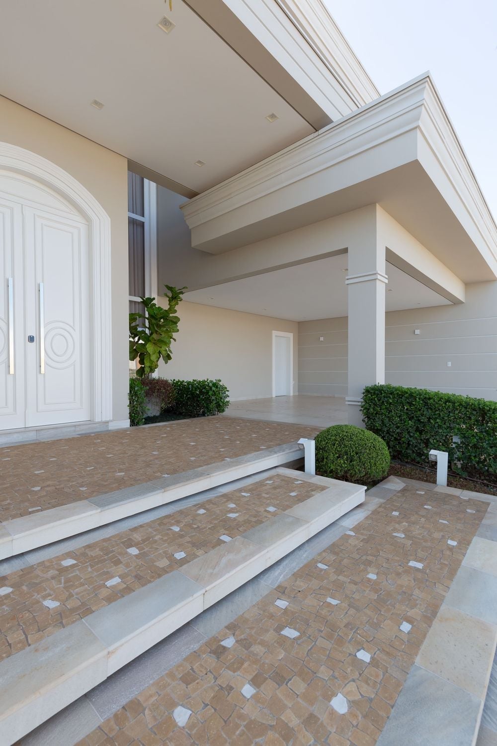 Entrada com Pórtico